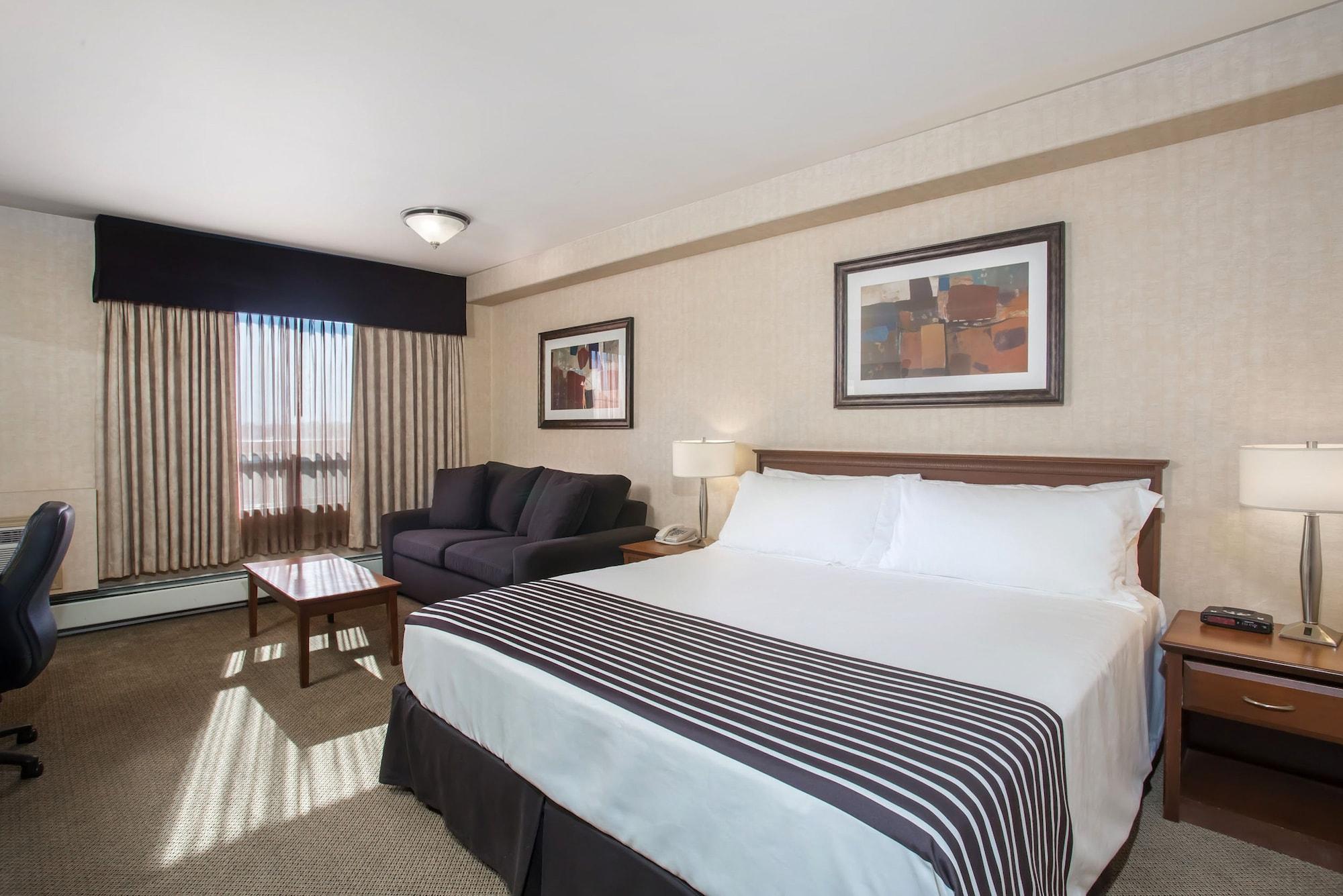 Sandman Hotel Calgary Airport Exterior photo