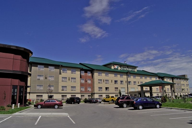 Sandman Hotel Calgary Airport Exterior photo